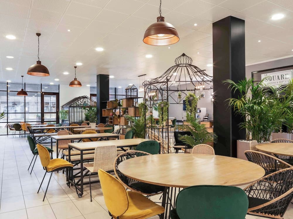 ibis Paris CDG Airport: dining