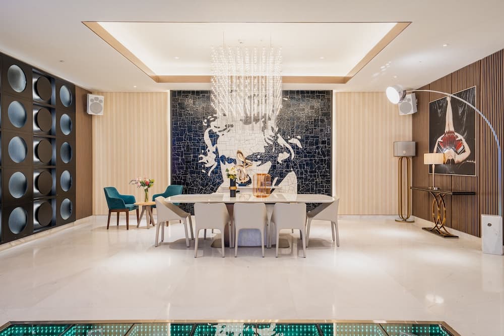 FIVE LUXE: recepcion & lobby