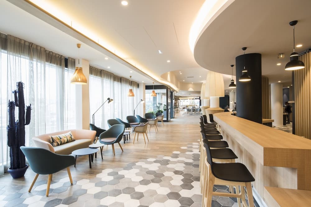 Holiday Inn Express Paris - CDG Airport by IHG: lounge