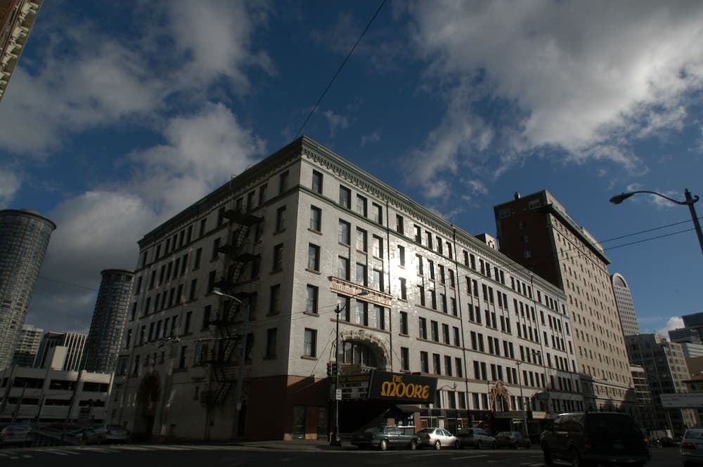 The Moore Hotel: building