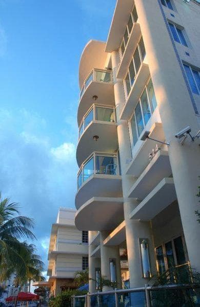 The Fritz Hotel: building
