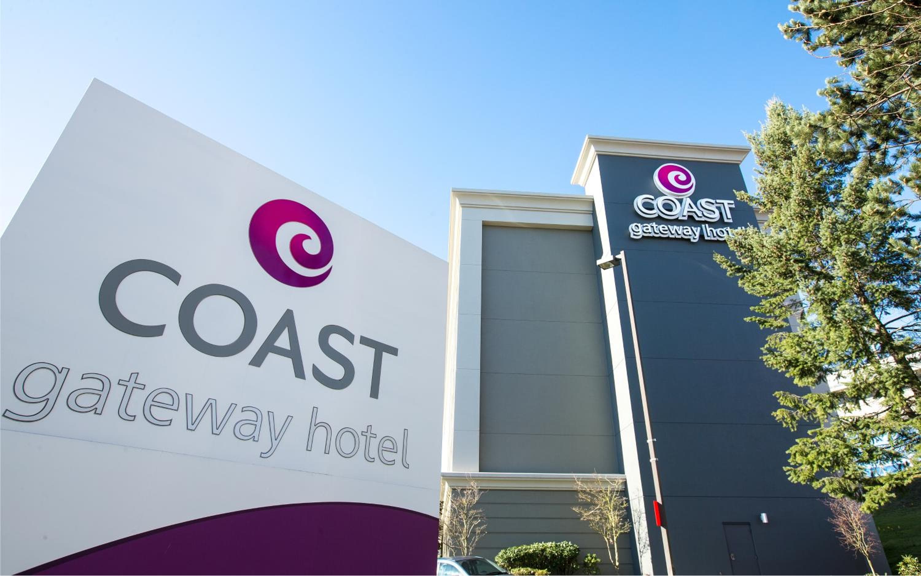 Coast Gateway Hotel