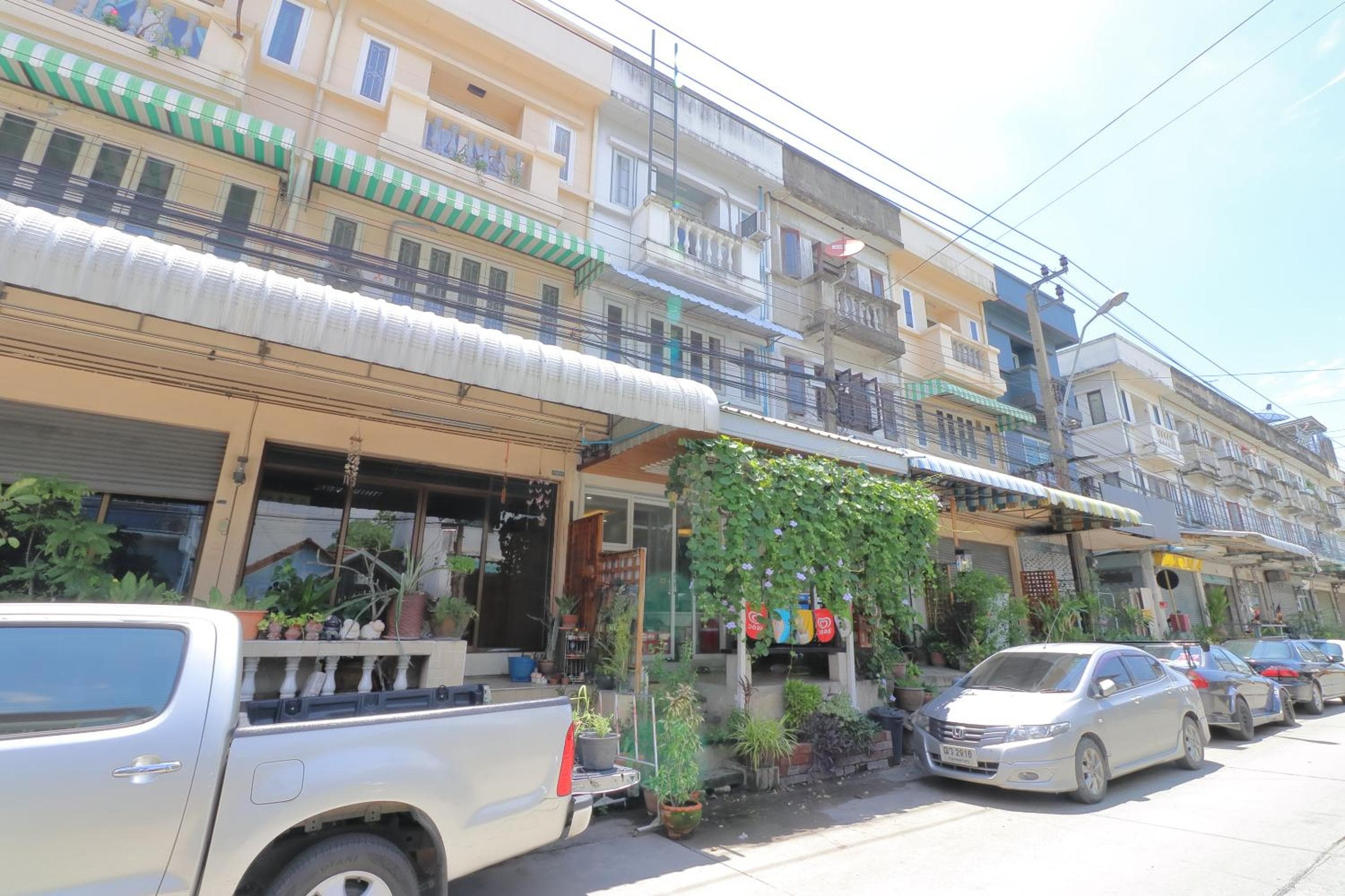 Saen Sabai Hostel