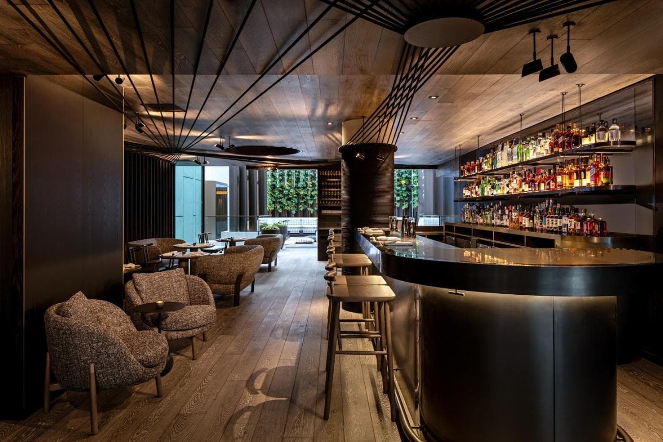 The Londoner: bar