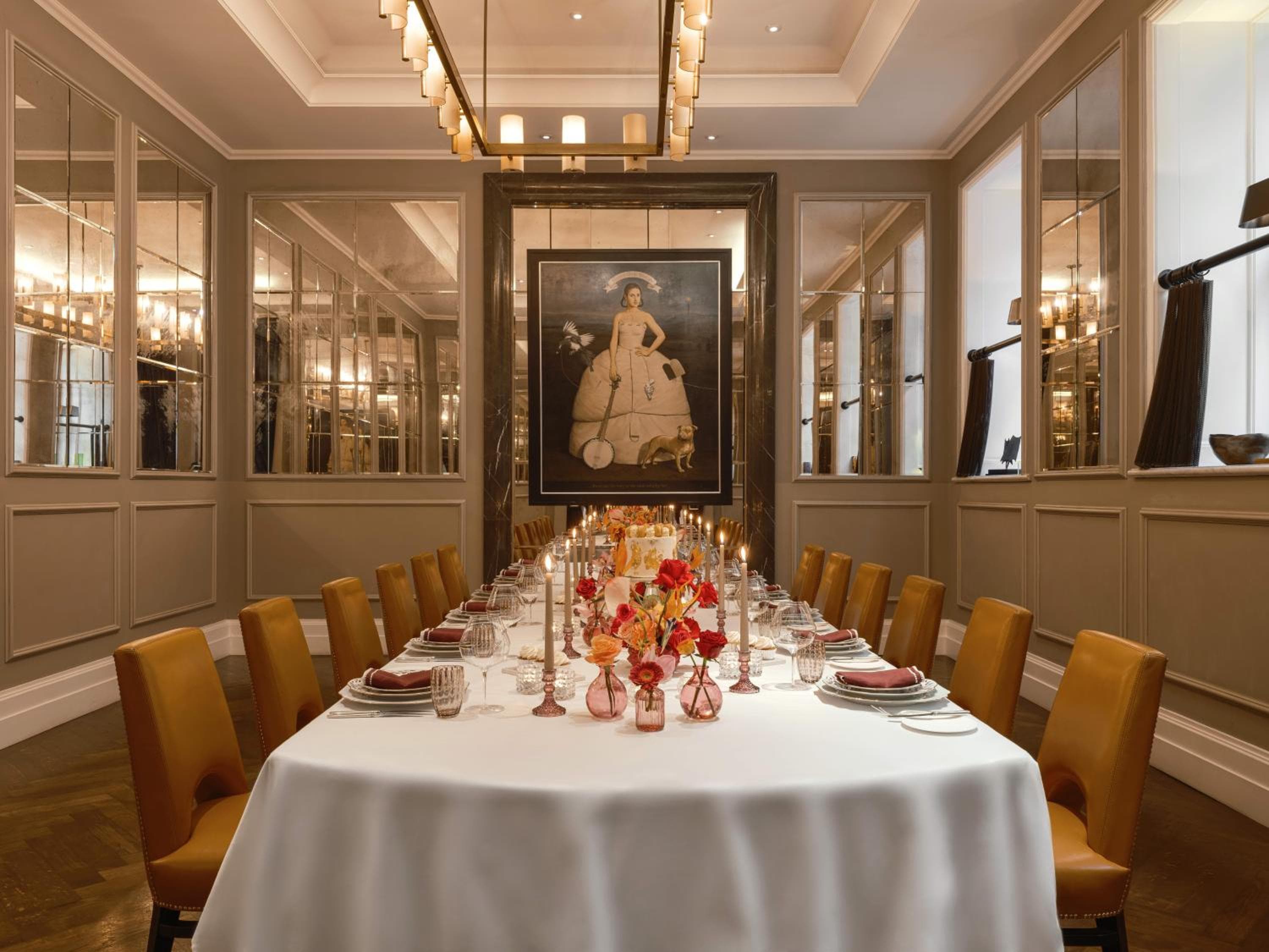 Corinthia London: meeting room