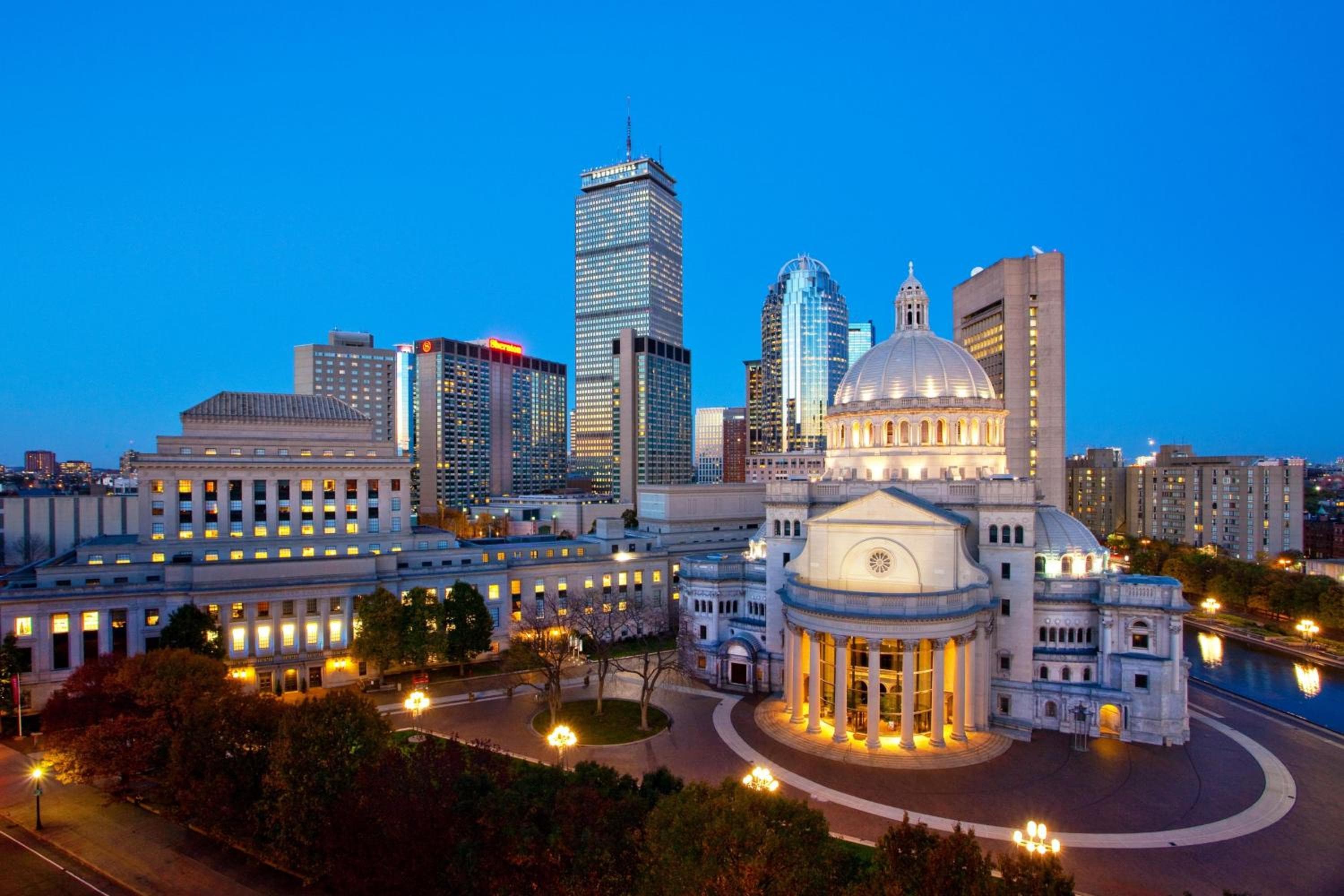 Sheraton Boston Hotel: building
