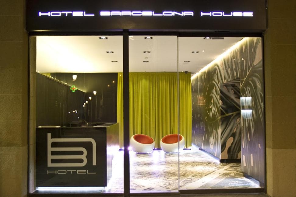Barcelona House: recepcion & lobby