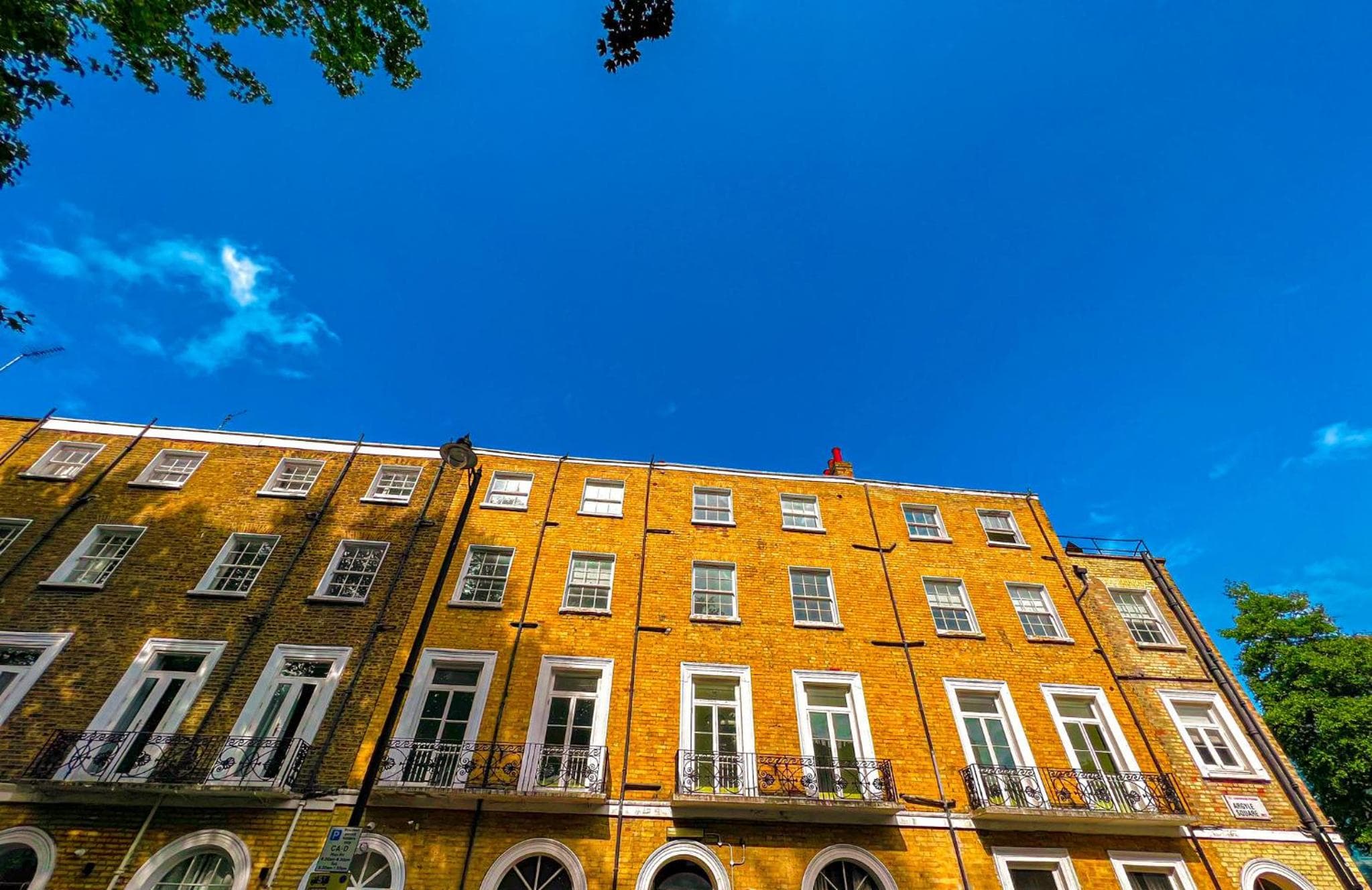 Argo Hotel - Kings Cross: building