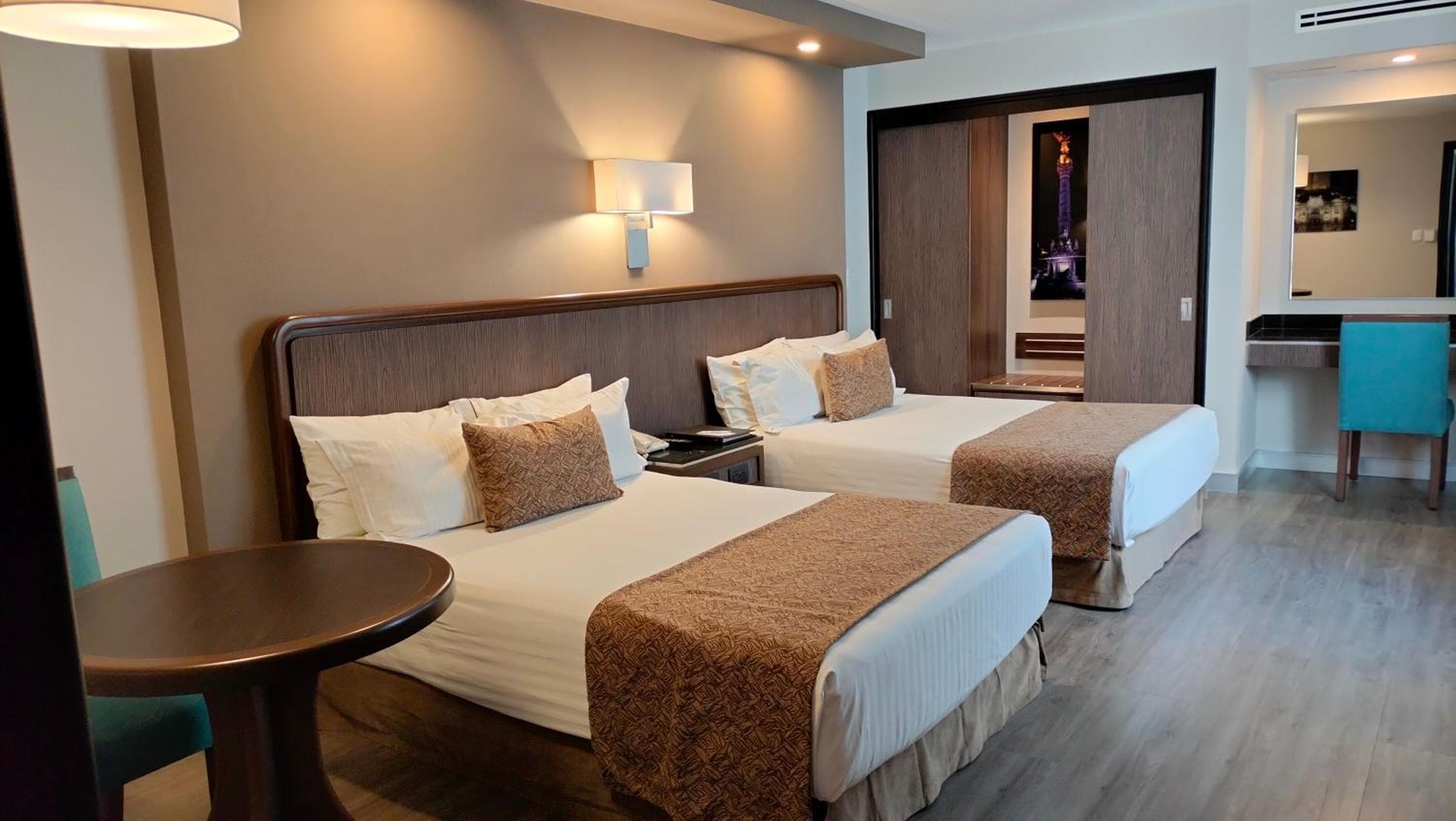 Hotel Metropol: bedroom