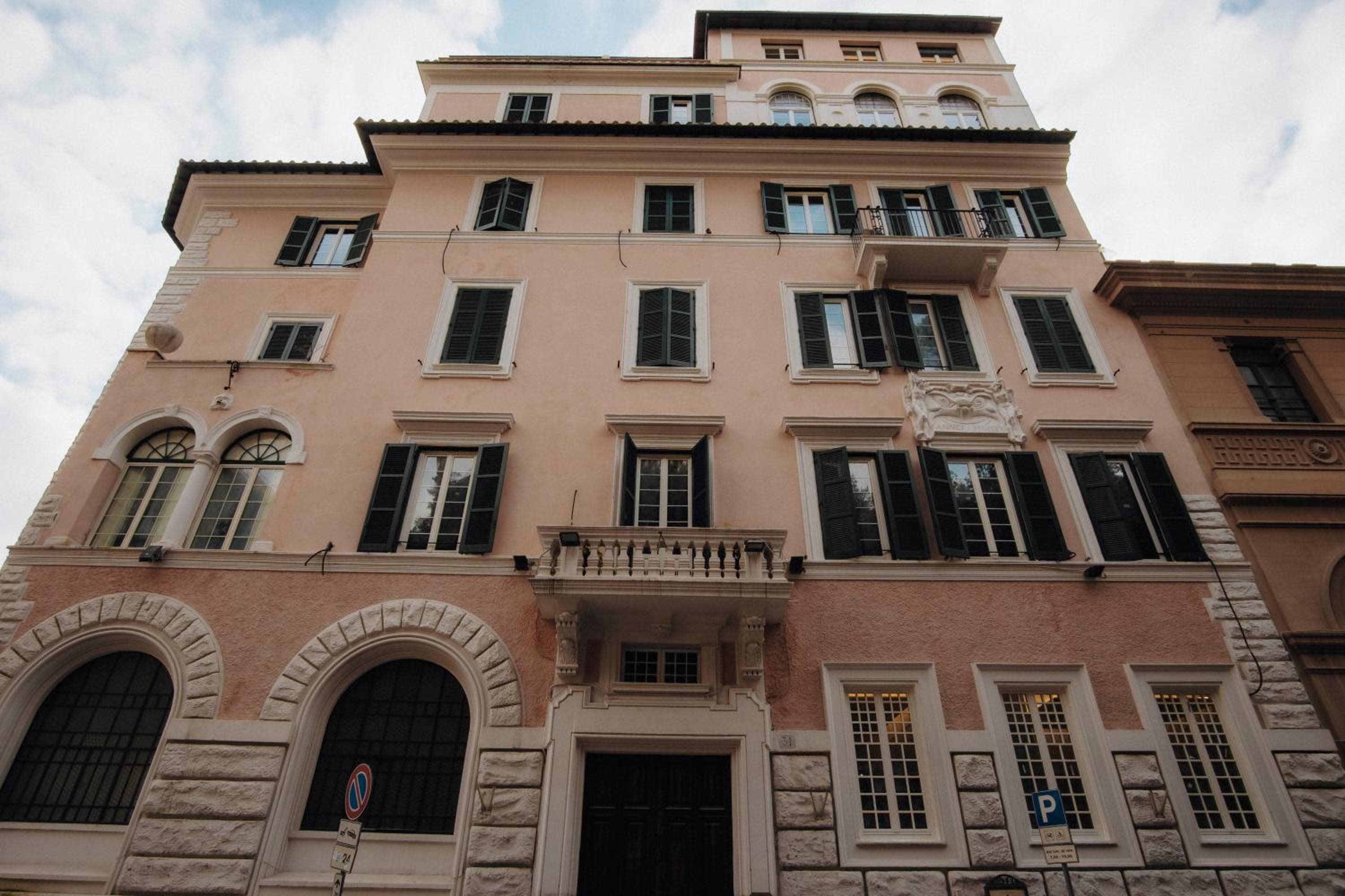 Hotel Viminale: building