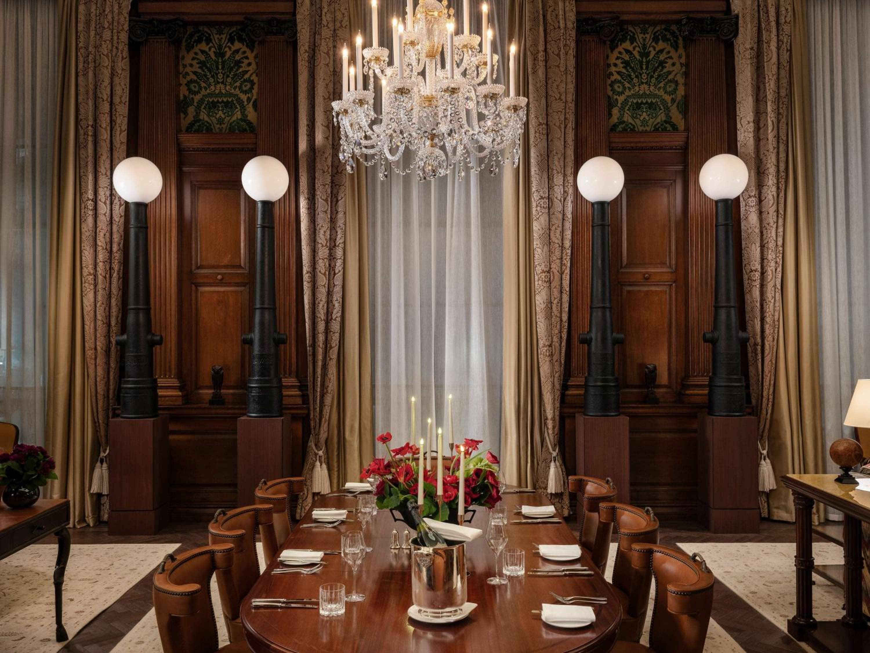 Raffles London at The OWO: meeting room