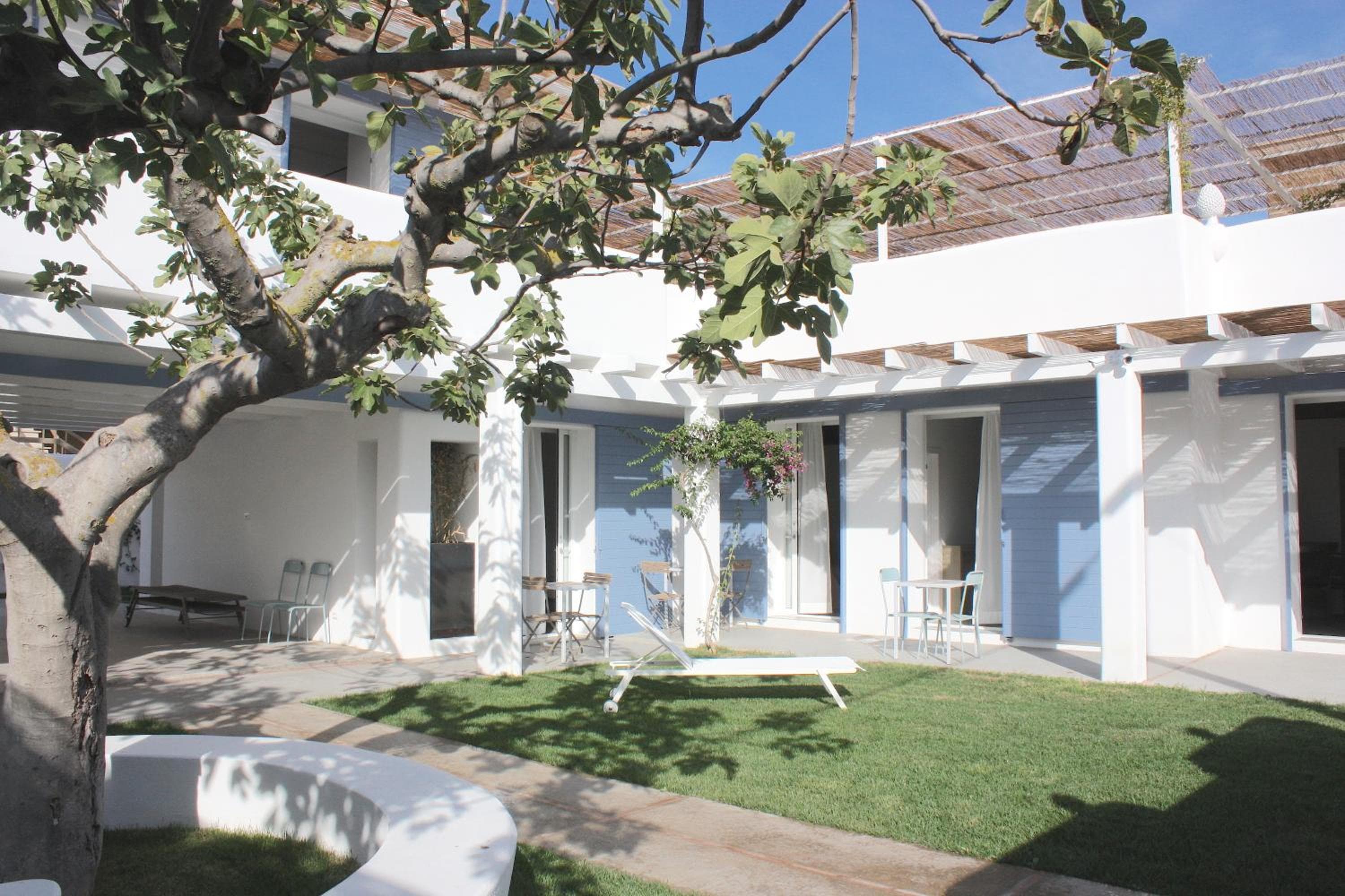Hotel Intorno Al Fico: building