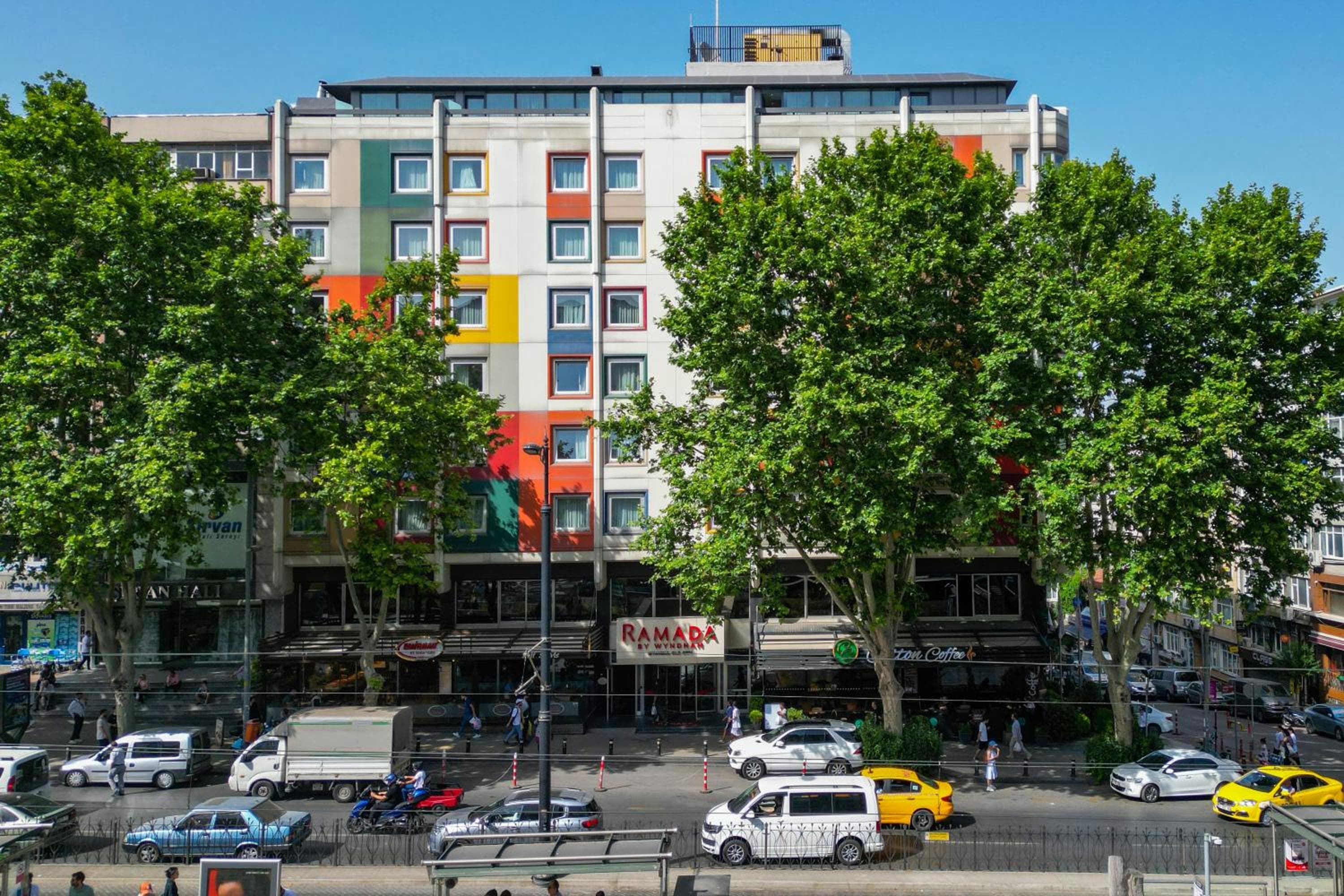 Ramada by Wyndham Istanbul Old City: building