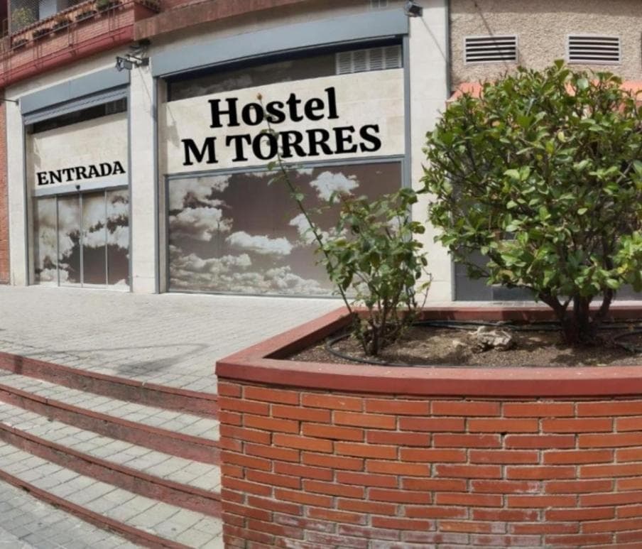 Hostel M Torres: building