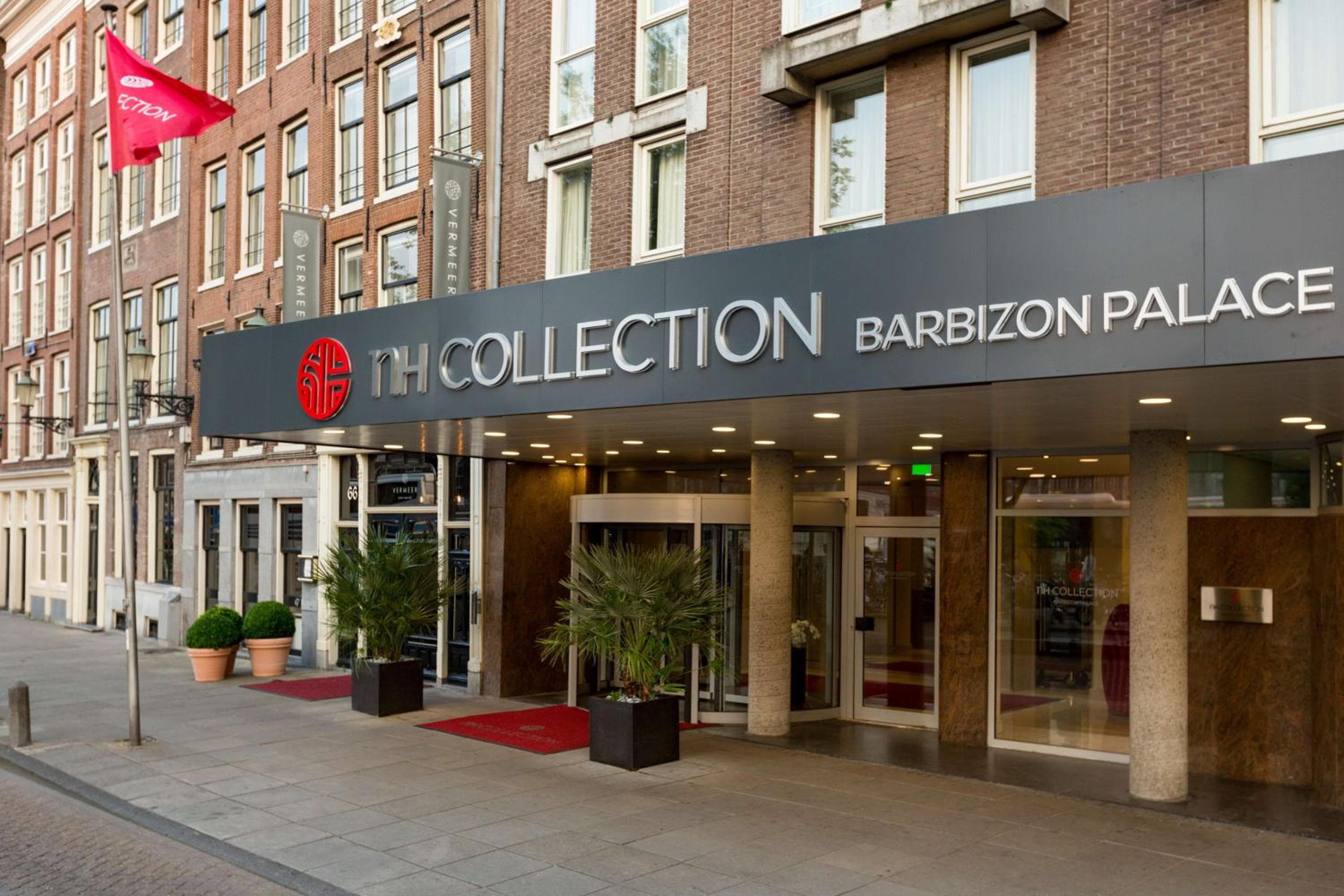 NH Collection Amsterdam Barbizon Palace: building