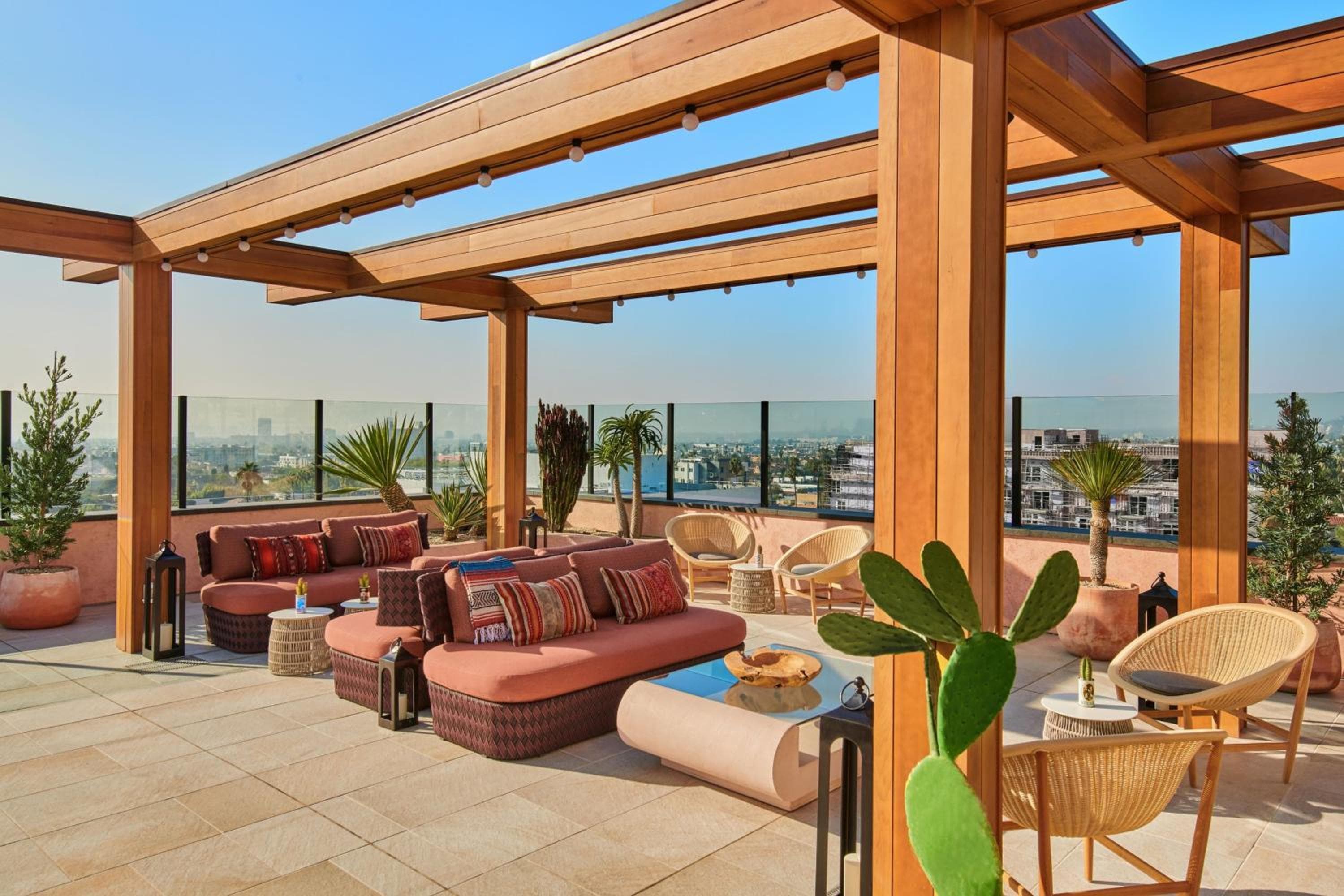 HOLLYWOOD VOLUME, a Tribute Portfolio Hotel: roof