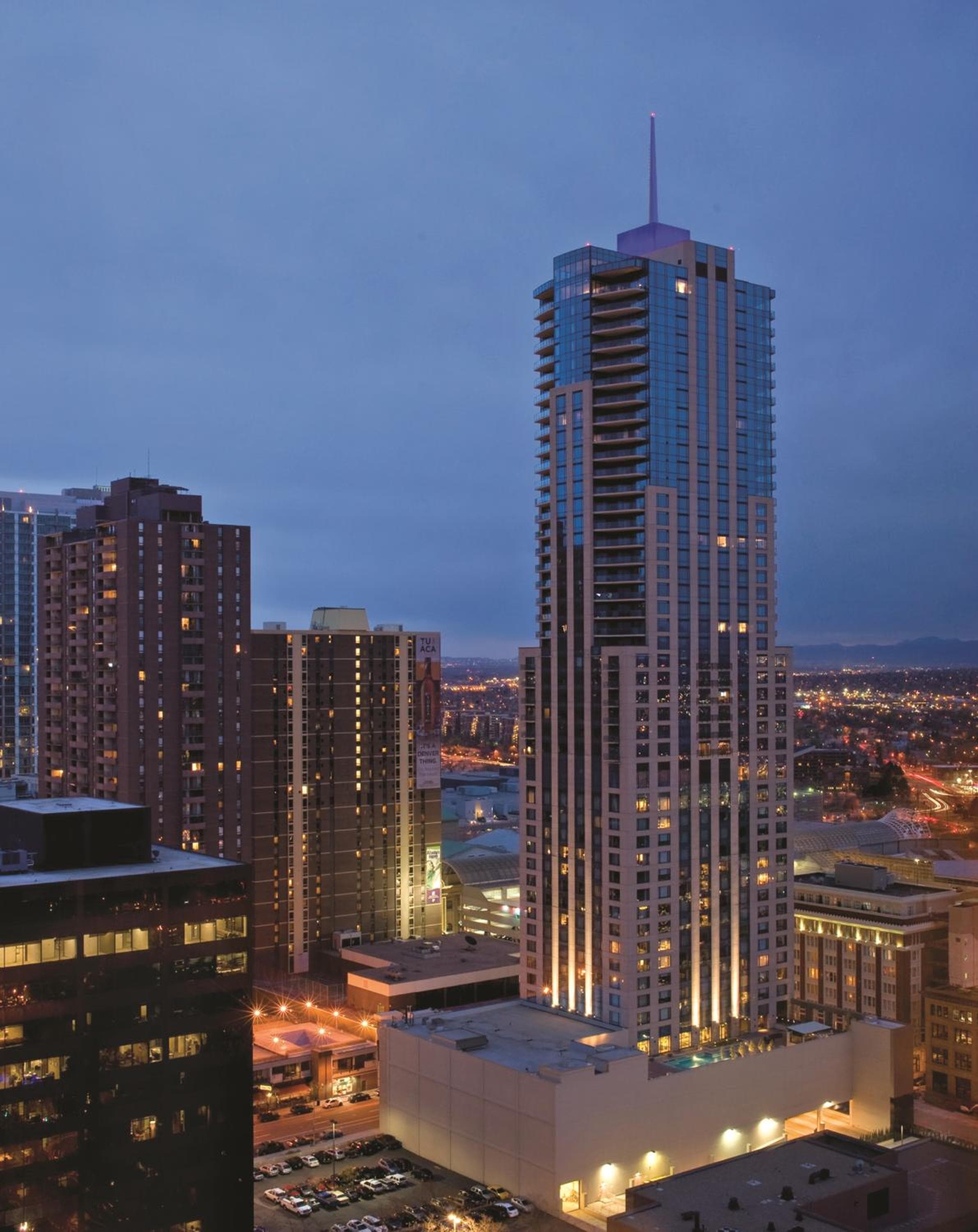Four Seasons Hotel Denver: building