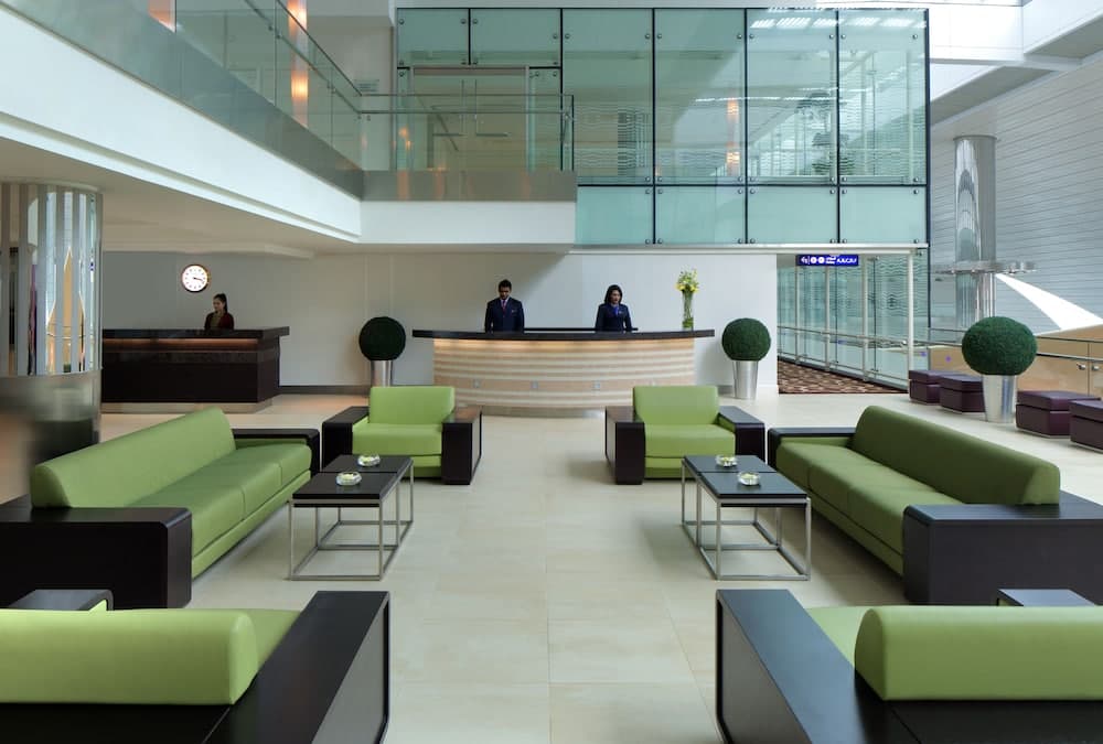 Dubai International Hotel, Dubai Airport: recepcion & lobby