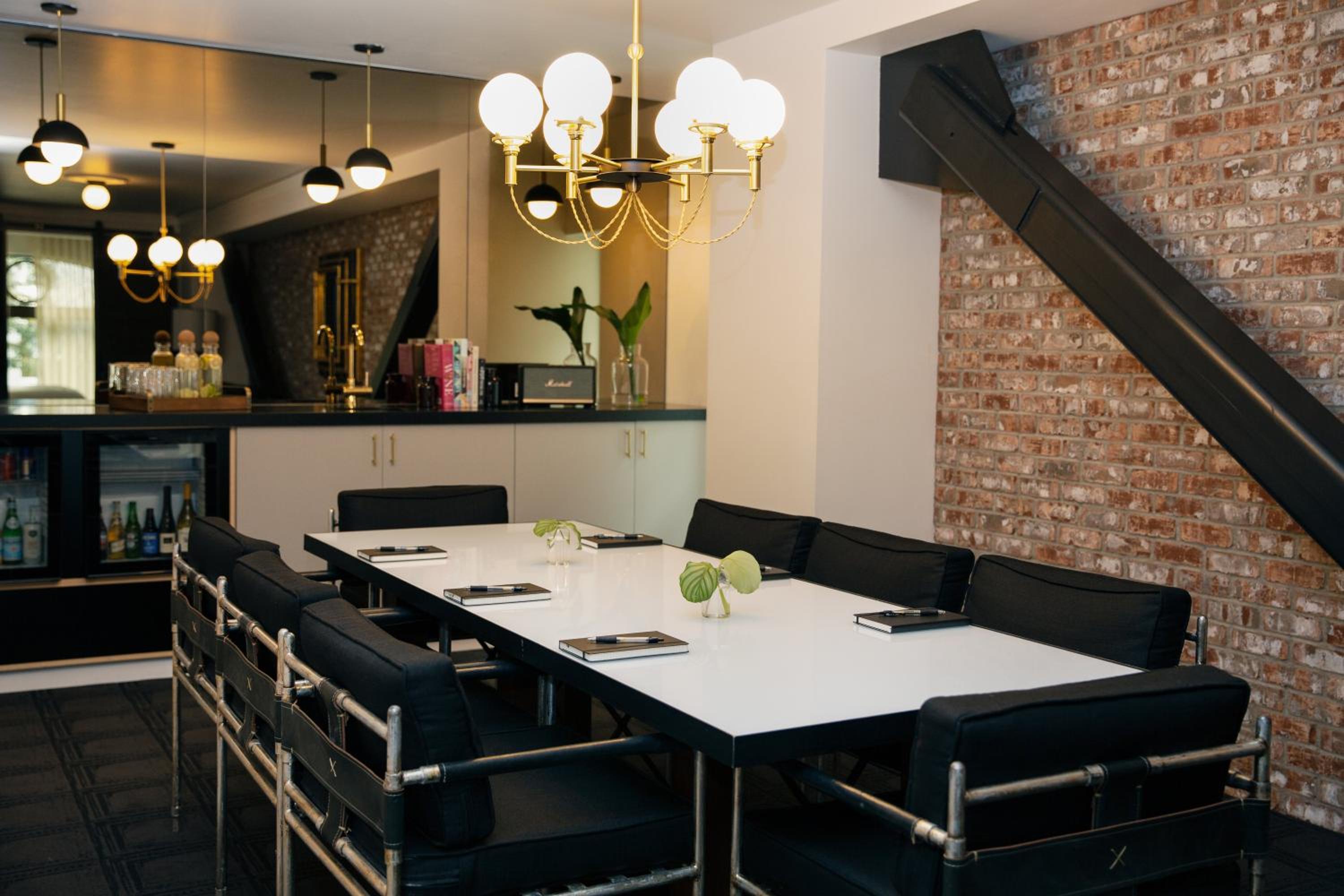Kimpton Palladian Hotel by IHG, Seattle