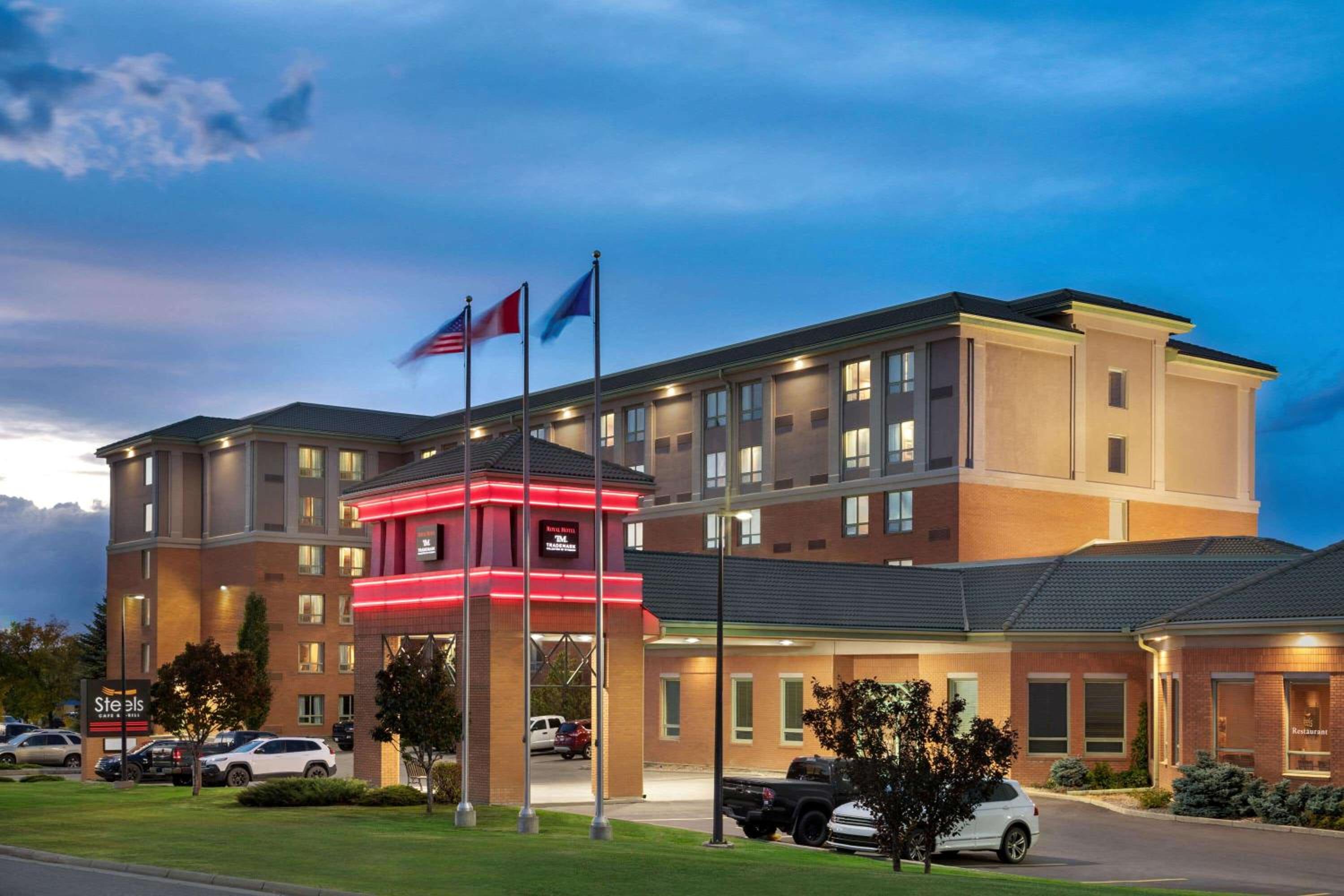 Grand Hotel & Conference Centre Calgary Airport, an Ascend Collection Hotel, Calgary