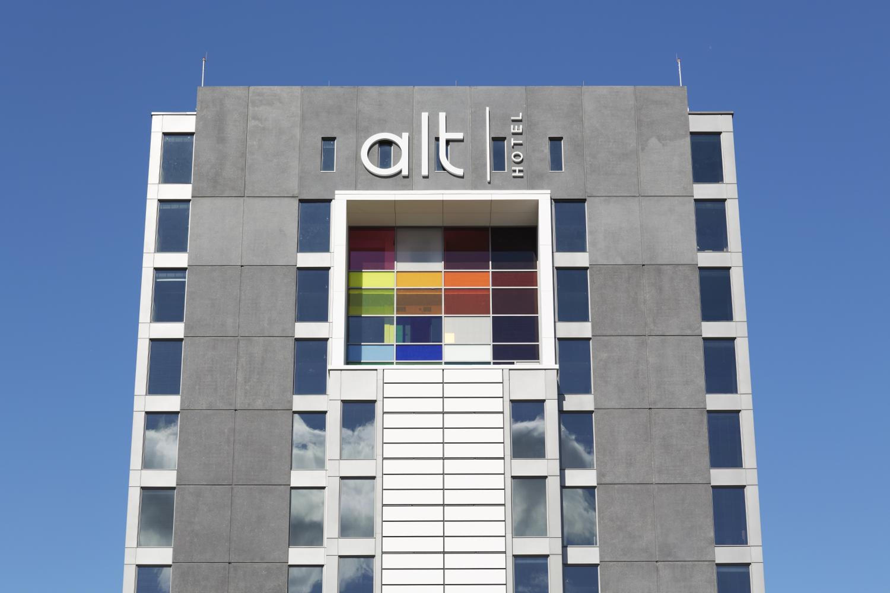 Alt Hotel Toronto Airport, Toronto