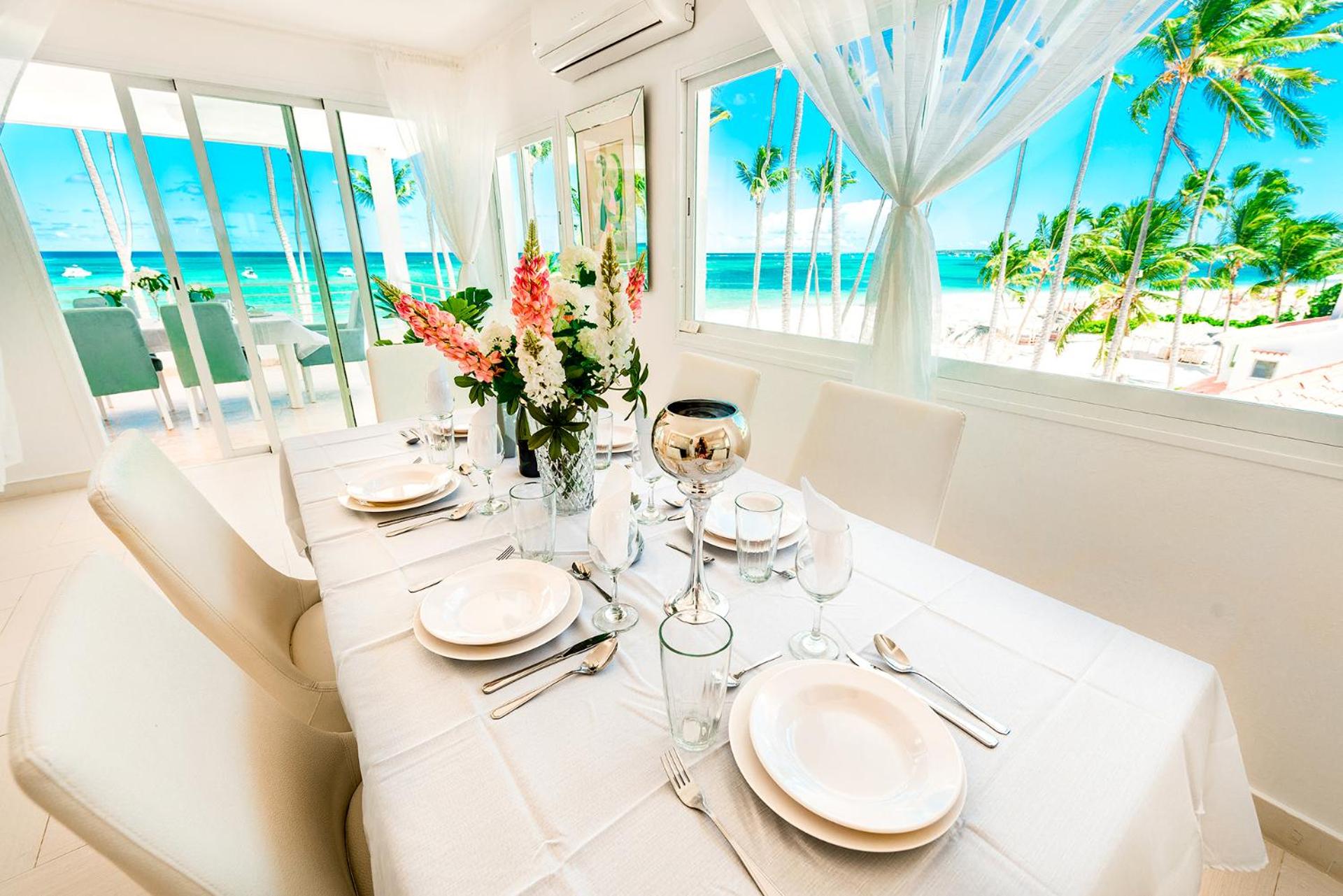 Beachfront Punta Cana Condo for Rent - Ocean View, Private Terrace, and BBQ, Punta Cana