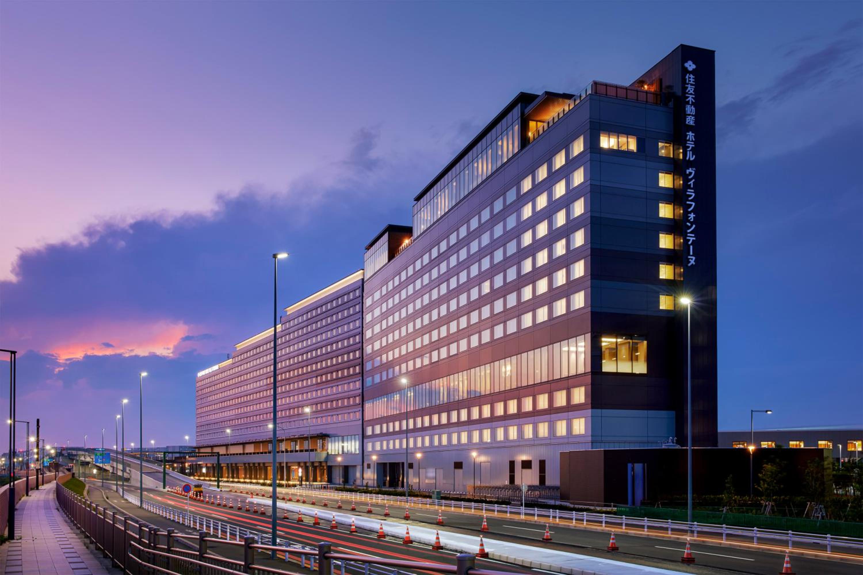 Villa Fontaine Premier Haneda Airport - Directly connected to Haneda Airport Terminal 3, Tokyo