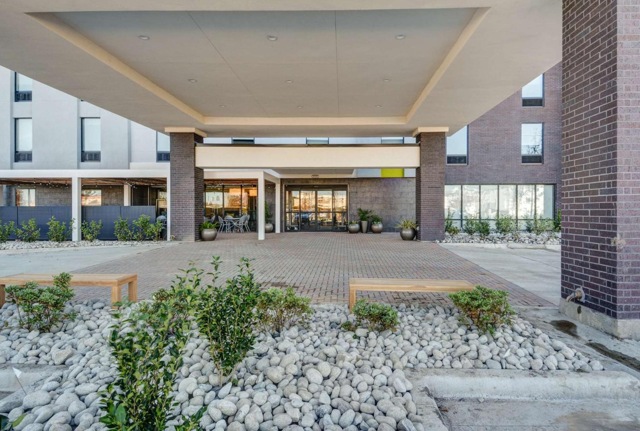 Home2 Suites by Hilton Irving/DFW Airport North, Dallas