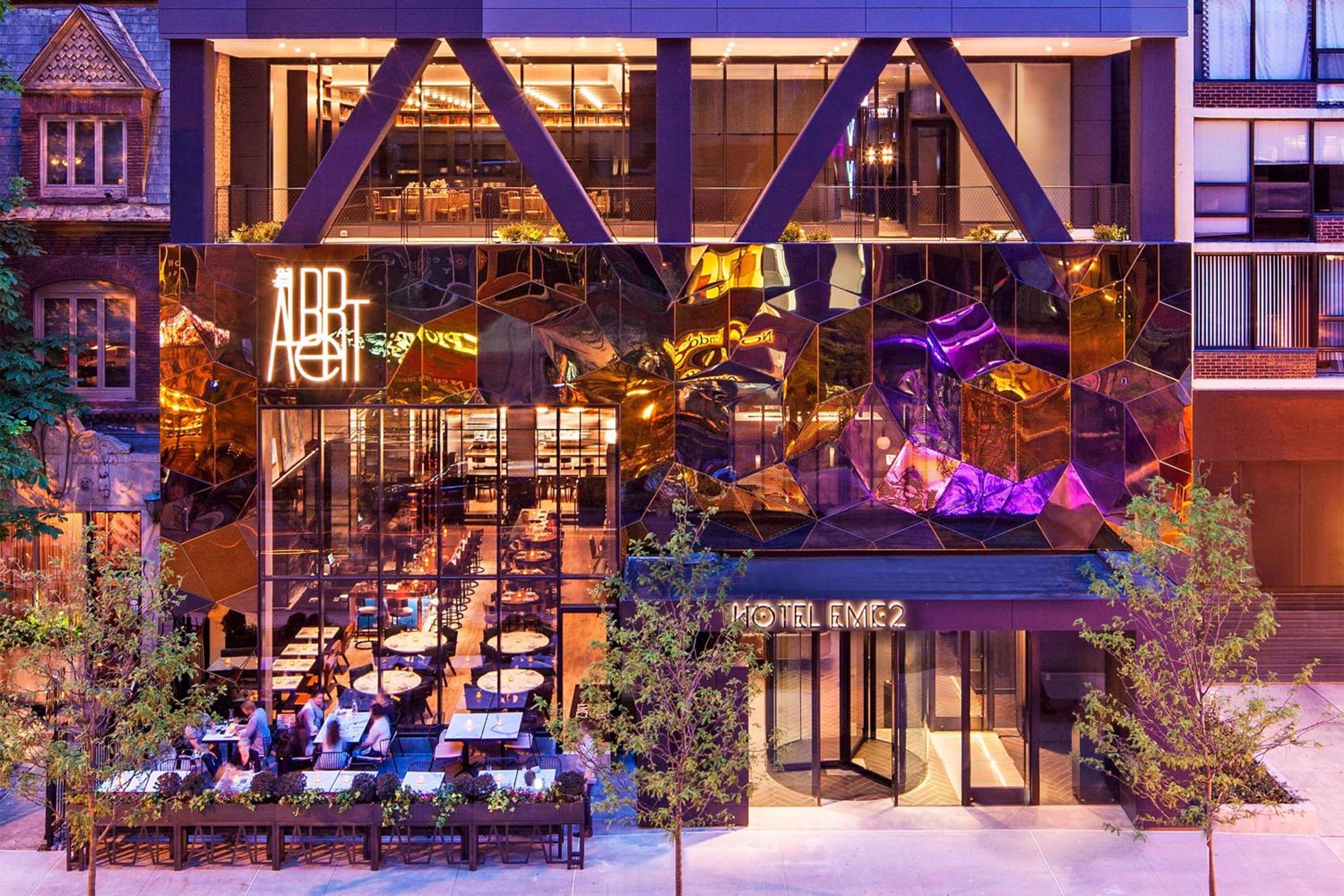 Hotel EMC2, Autograph Collection, Chicago
