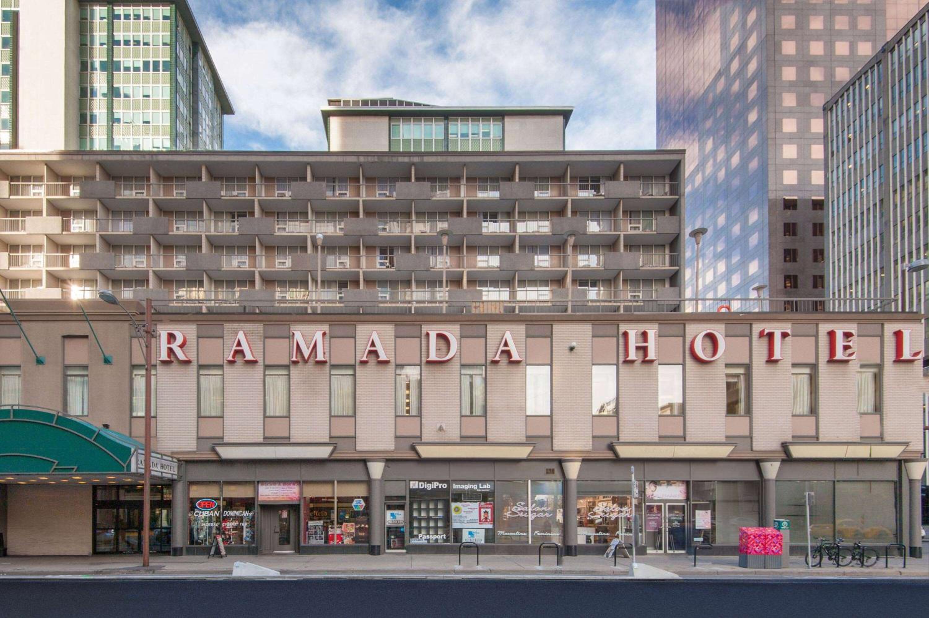 Ramada Plaza by Wyndham Calgary Downtown, Calgary