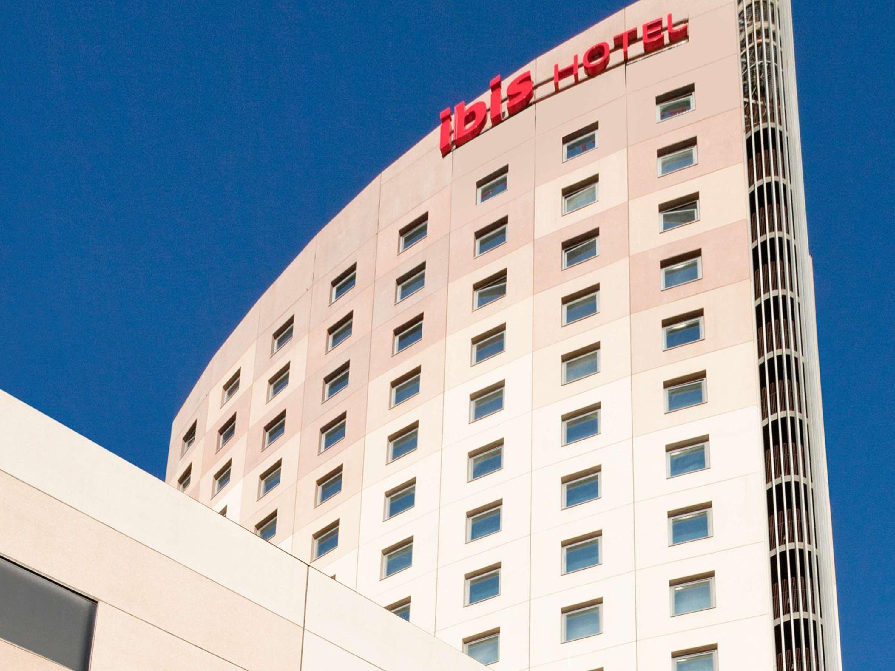 Ibis Barcelona Meridiana, Barcelona