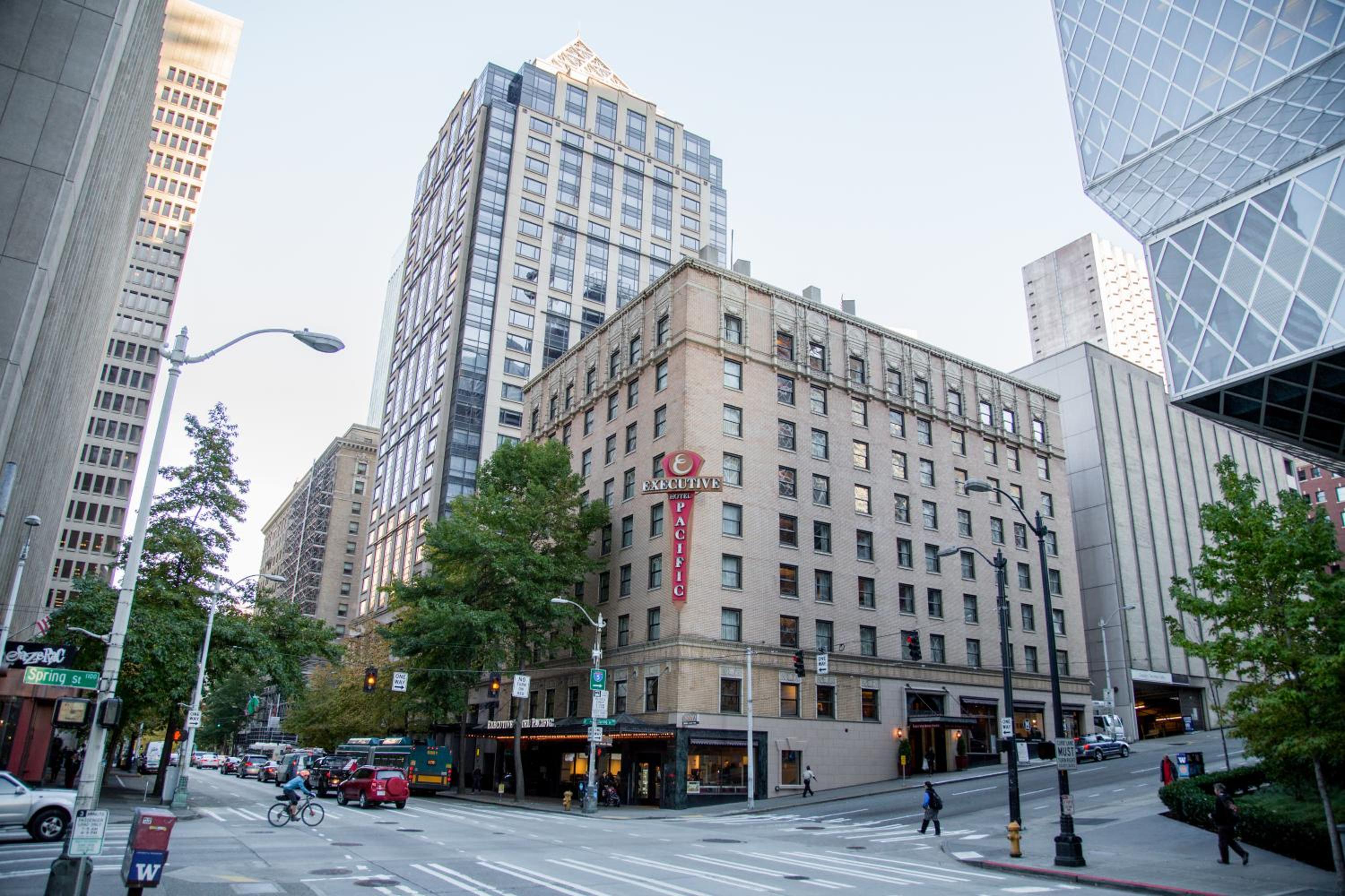 Executive Hotel Pacific, Seattle