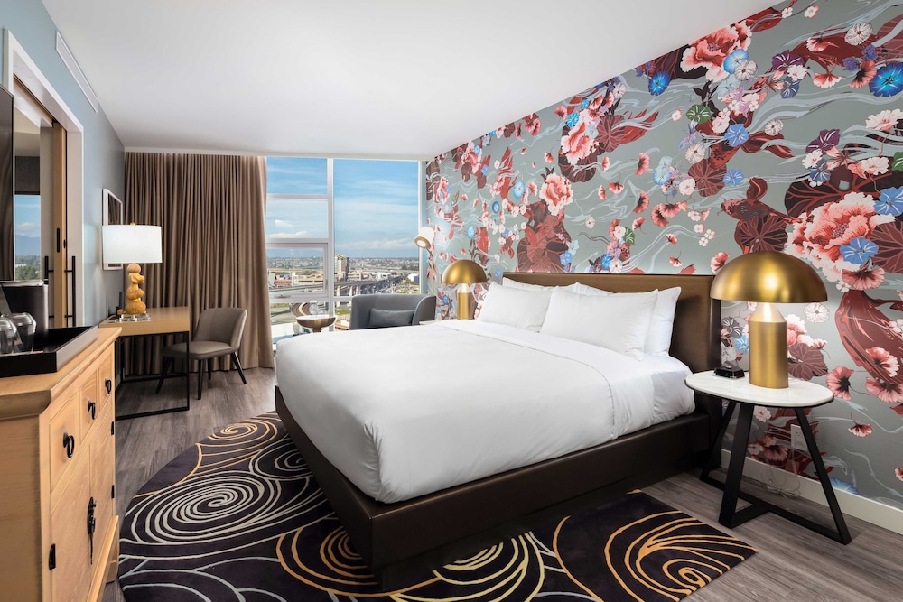 Versante Hotel, Vancouver