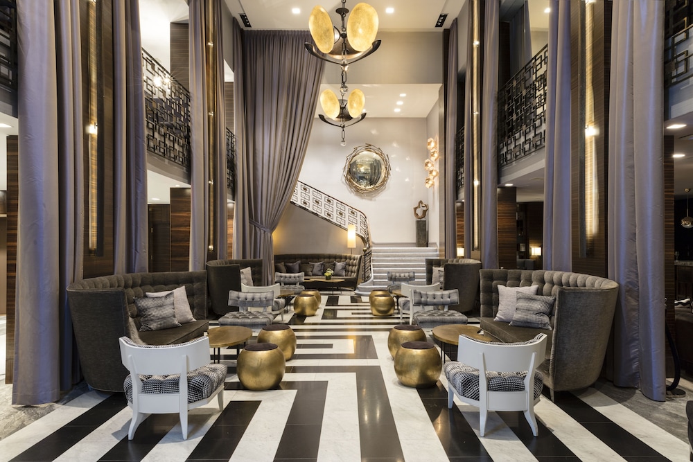 Empire Hotel, New York