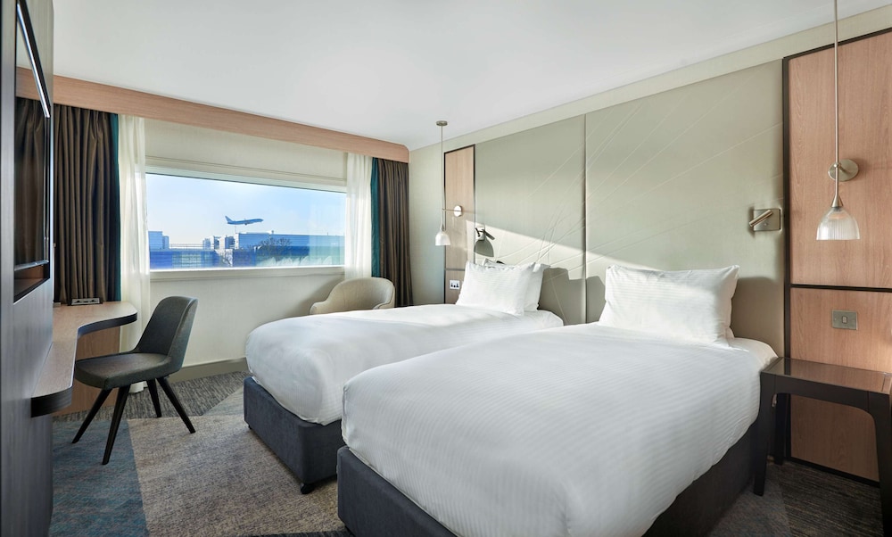 Hyatt Place London Heathrow Airport, London